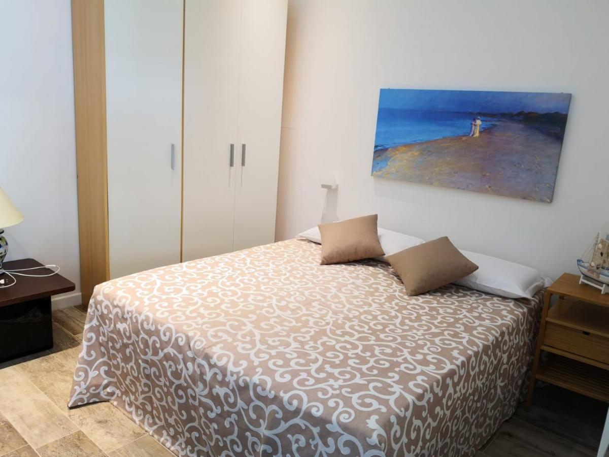 Casa Levante A 75 Mt Dalla Spiaggia Монополи Экстерьер фото