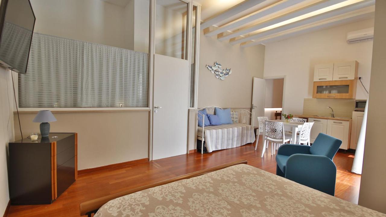 Casa Levante A 75 Mt Dalla Spiaggia Монополи Экстерьер фото