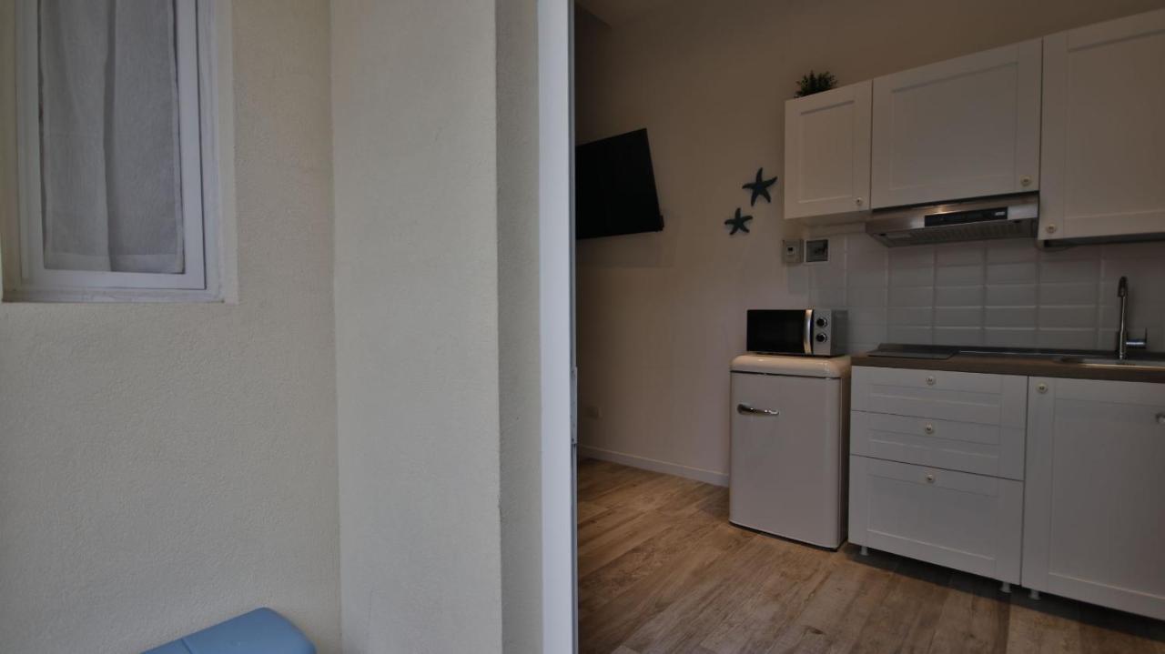 Casa Levante A 75 Mt Dalla Spiaggia Монополи Экстерьер фото
