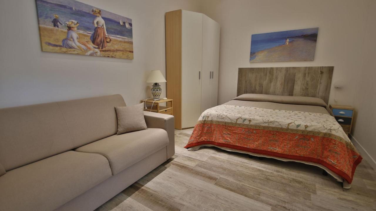 Casa Levante A 75 Mt Dalla Spiaggia Монополи Экстерьер фото