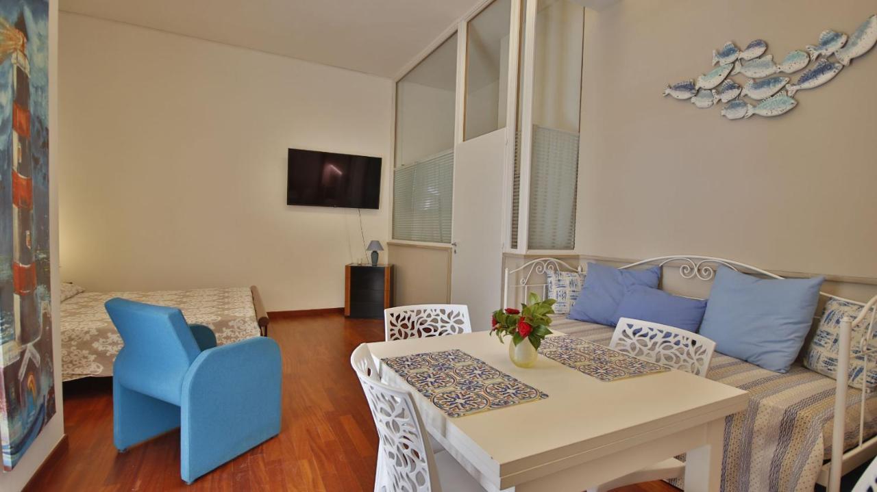 Casa Levante A 75 Mt Dalla Spiaggia Монополи Экстерьер фото
